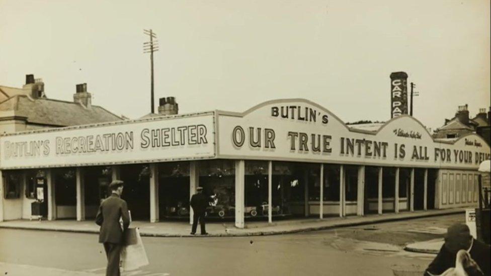 Butlin's recreation shelter, Bognor