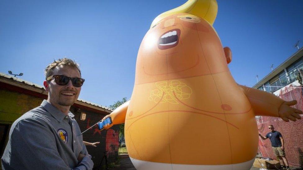 trump-balloon.