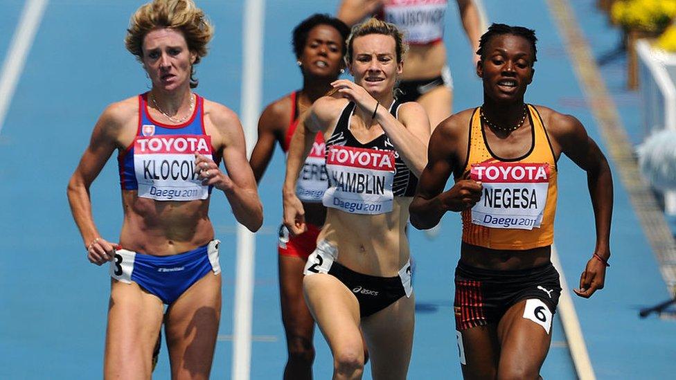 Nikki Hamblin (centre) competing at the World Athletics Championships in 2011