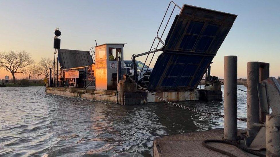 Reedham Ferry crossing the River Yare.