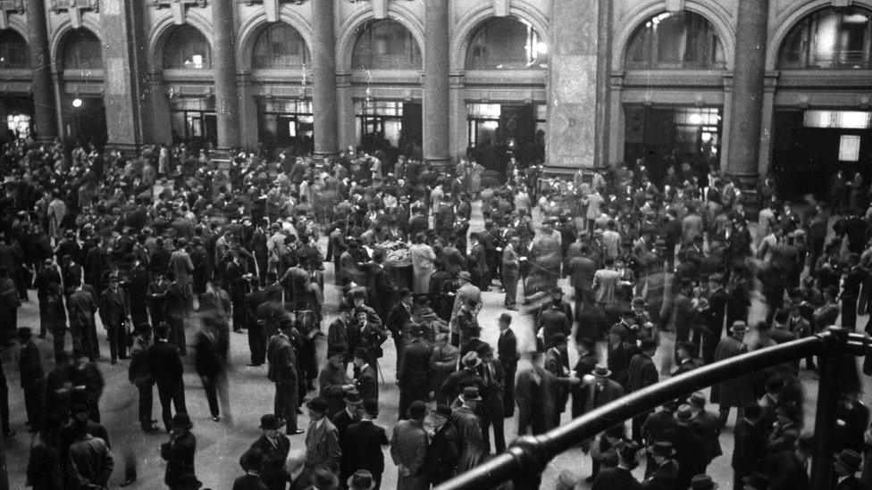 Merchants in the Royal Exchange in 1938