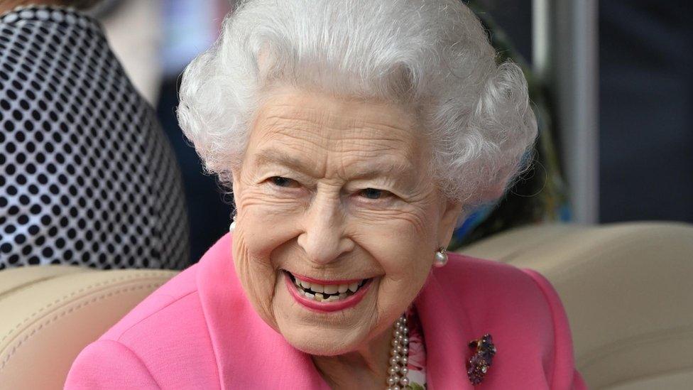 Queen at the RHS flower show