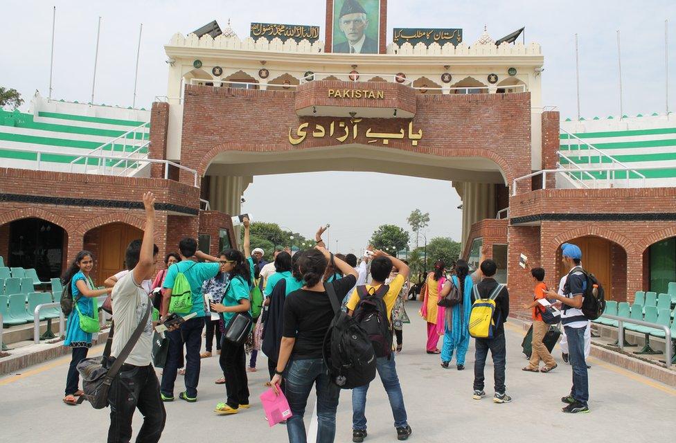 Indian students at the border with Pakistan near Amritsar.