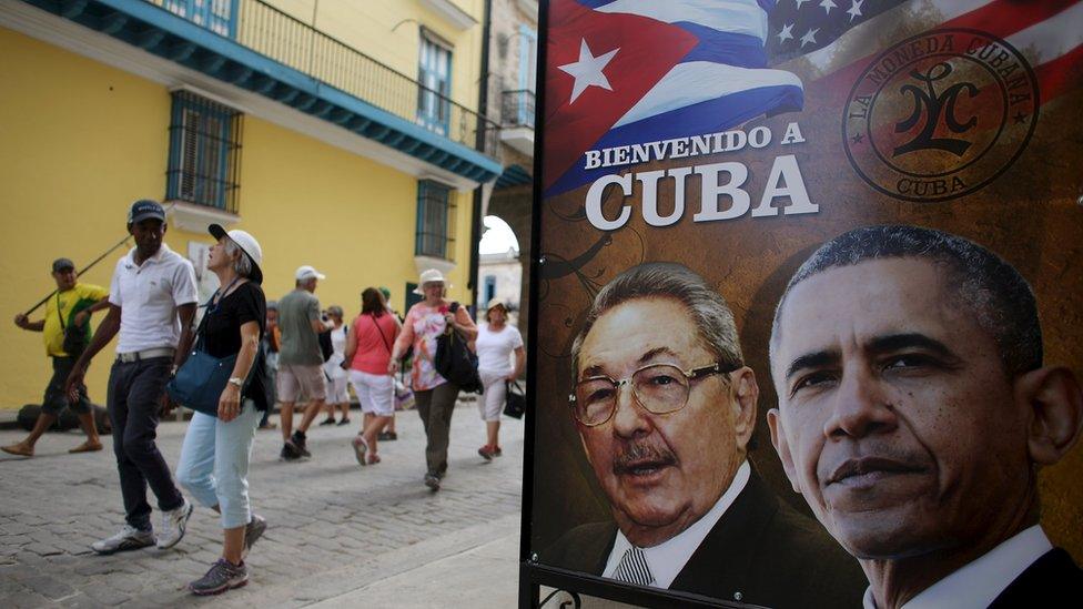 A poster in Cuba showing the two presidents.