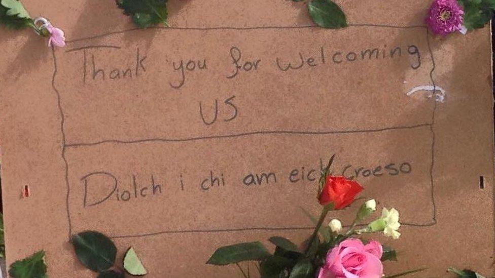 Sign by Syrian refugees thanking people in Aberystwyth