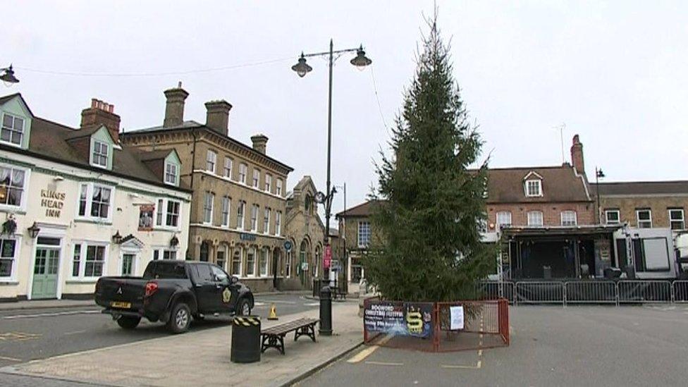 Rochford Christmas Tree restored