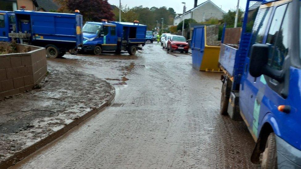 Muddy road in Invergowrie