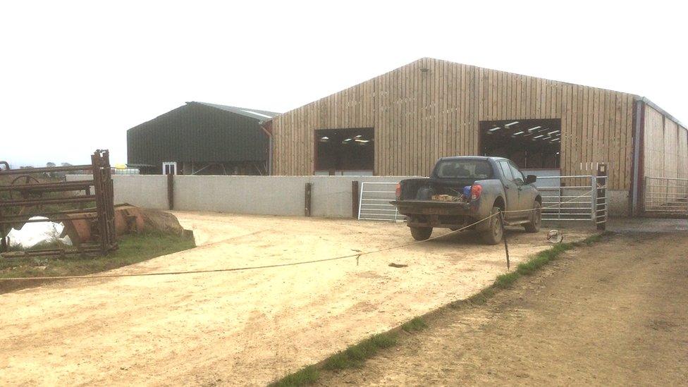 Parlour and cowshed at Capel Coch