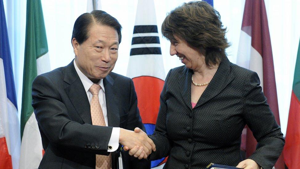 Yu Myung-hwan, South Korean minister of foreign affairs and trade, shakes hands with Baroness Ashton in May 2010, then the EU's high representative, at the conclusion of the EU-Korea deal