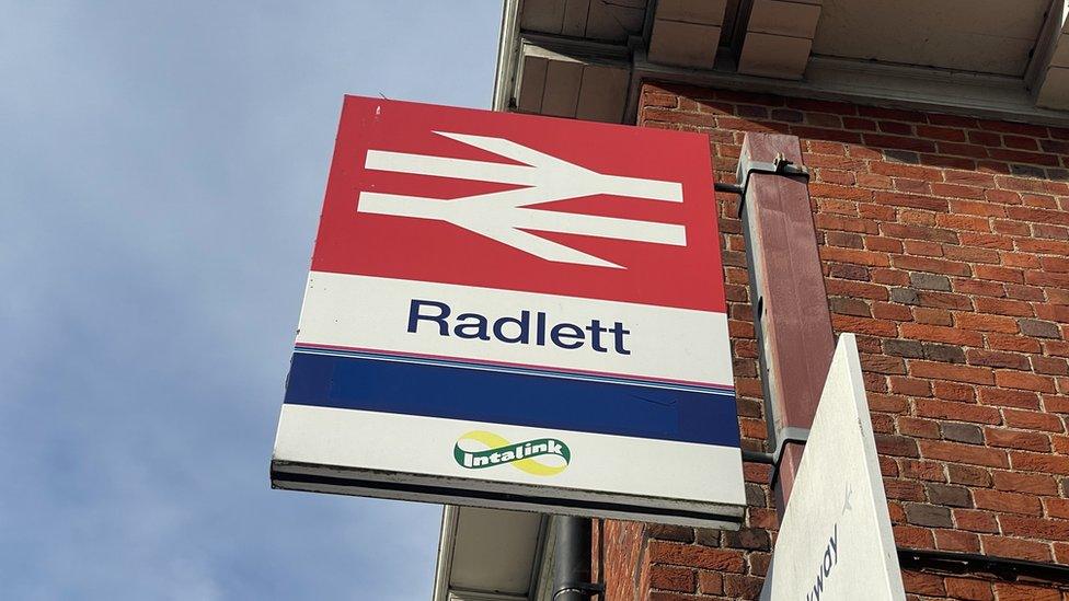 Radlett train station