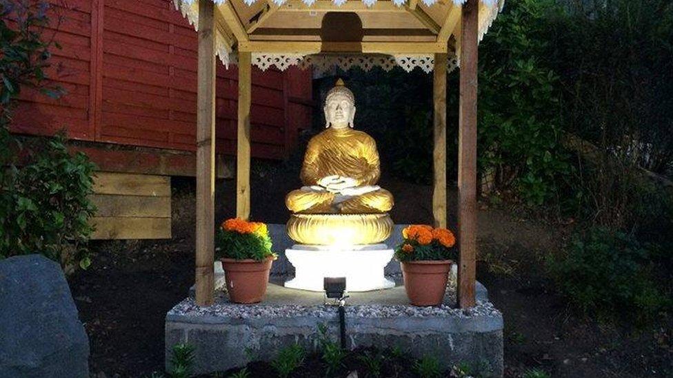 Buddha statue