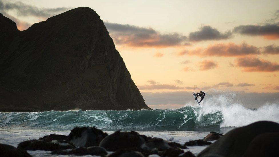 Between sets of waves, Fanning said he was "just staring up at the sky just screaming with excitement".