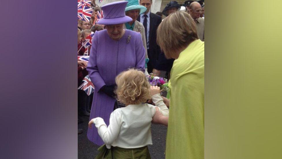 Amber meeting the queen