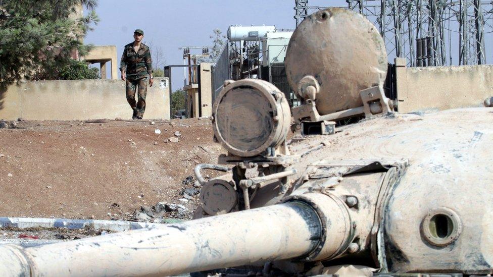 A handout picture made available by the Syrian Arab News Agency (SANA) showing Syrian Arab Army soldiers in the Armament Academy in the northern city of Aleppo, Syria, 05 September 2016