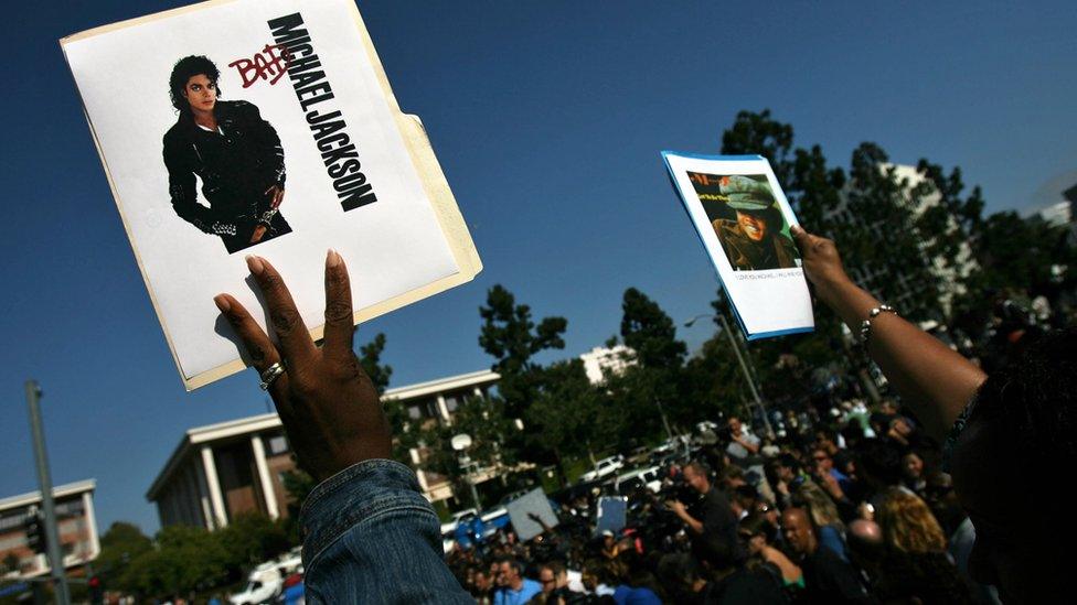 Michael Jackson fans outside UCLA Medical Plaza on 25 June 2009