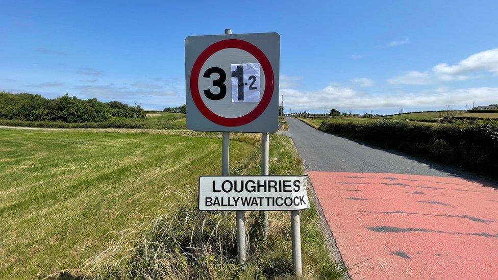 A 30mph road sign at Ballywatticock changed to read 31.2 to mark the record temperature