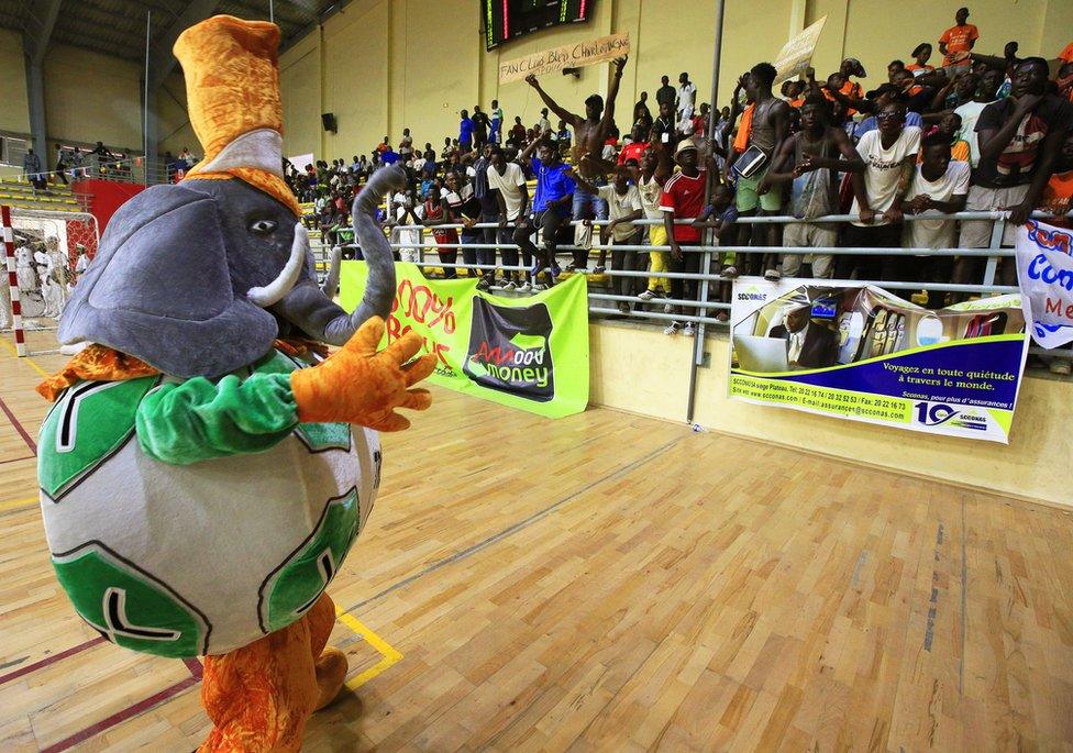 Supporters cheer for their team during the final of the Maracana Africa Cup of Nations match between Togo and Ivory Coast in Abidjan, Ivory Coast, 29 September 2018