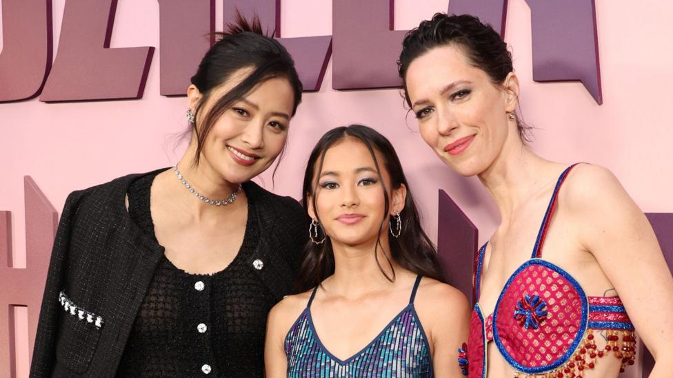 'Devastated' Millie Bobby Brown leads tributes to Kaylee Hottle