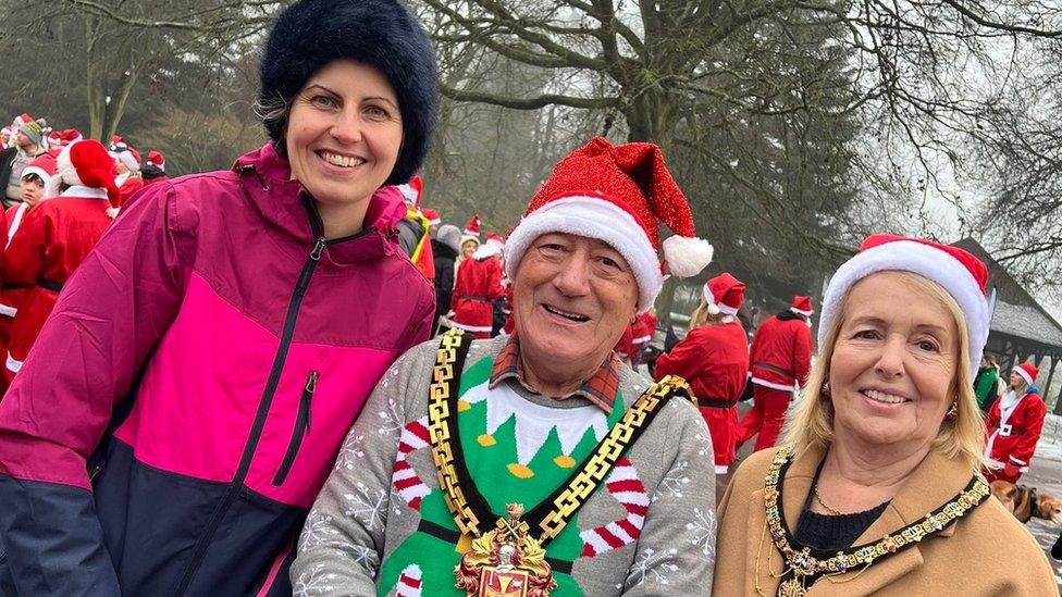 Beacon chief executive Lisa Cowley with the mayor and mayoress