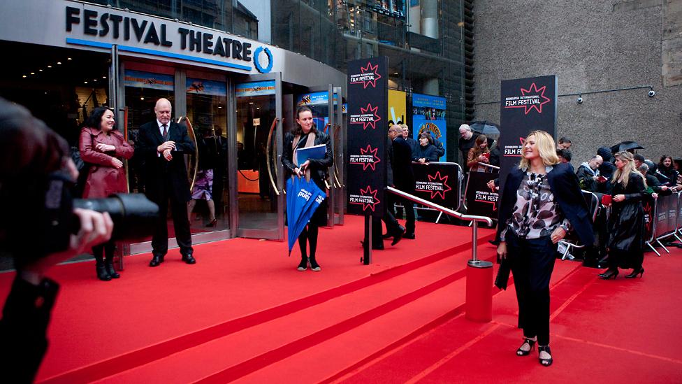 Kim Catrall arriving at the opening night