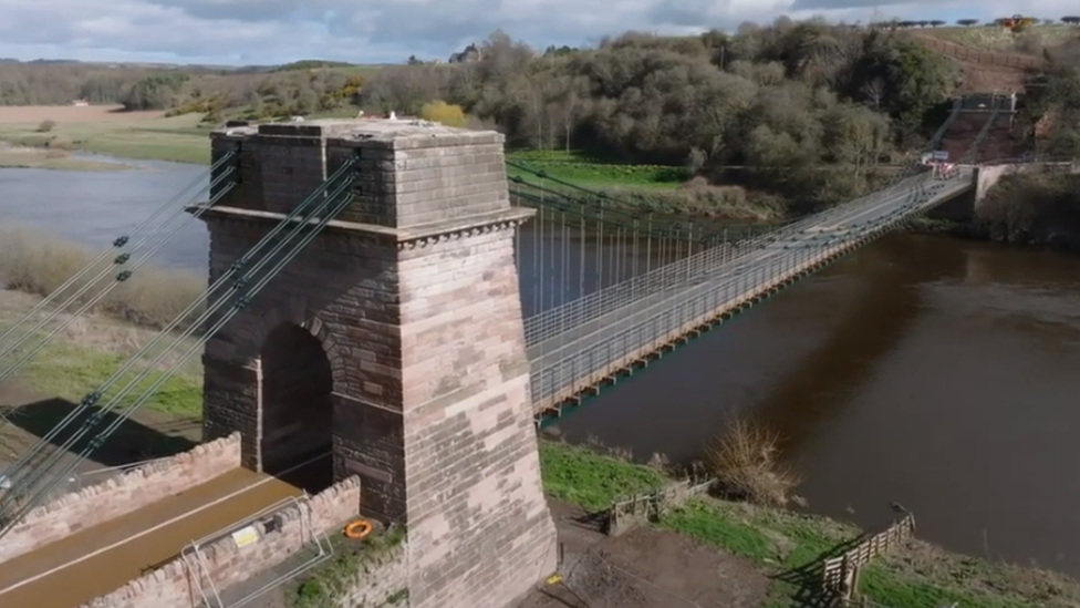 Union Chain Bridge