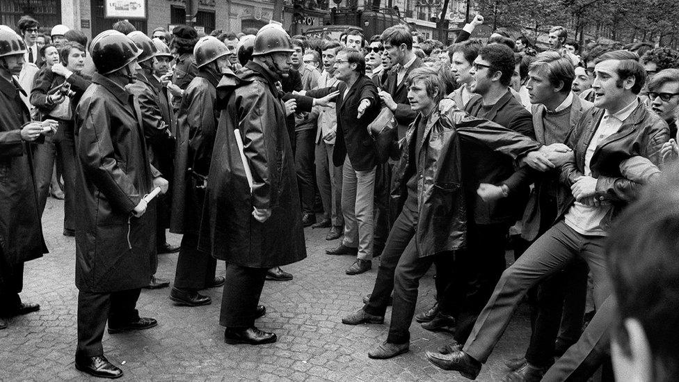 Students confront police in Paris, May 1968