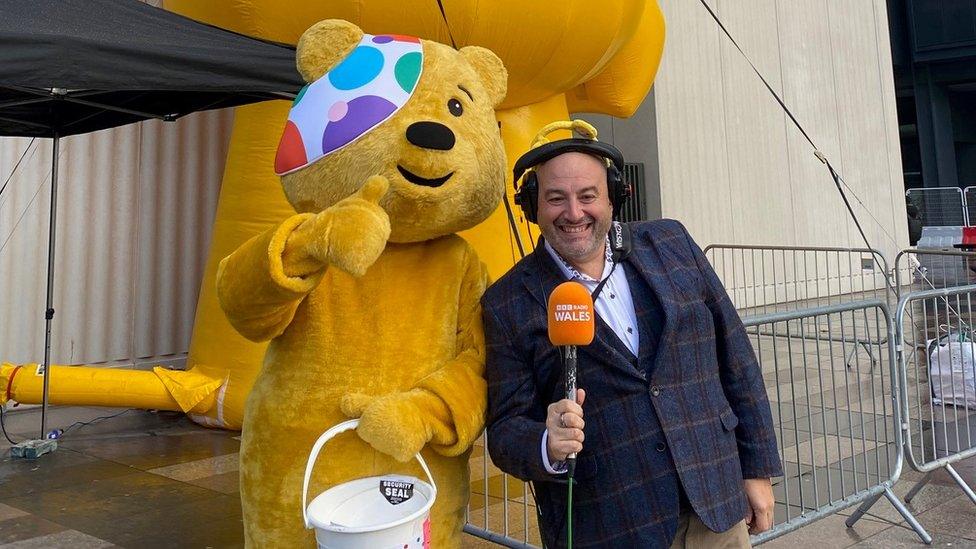 Wynne Evans with Pudsey bear