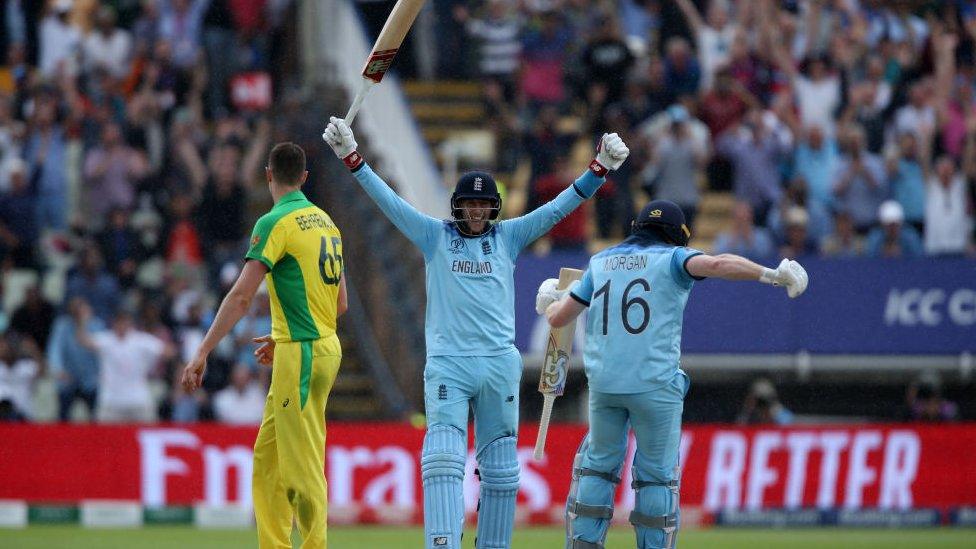 england players celebrating