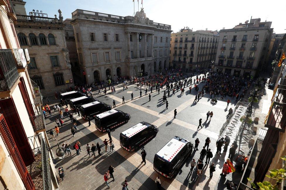 Police in Barcelona, 27 October