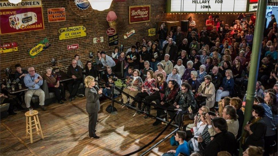 Democratic presidential candidate Hillary Clinton speaks at a campaign event at Smokey Row coffee shop on 25 January 2016 in Oskaloosa, Iowa.