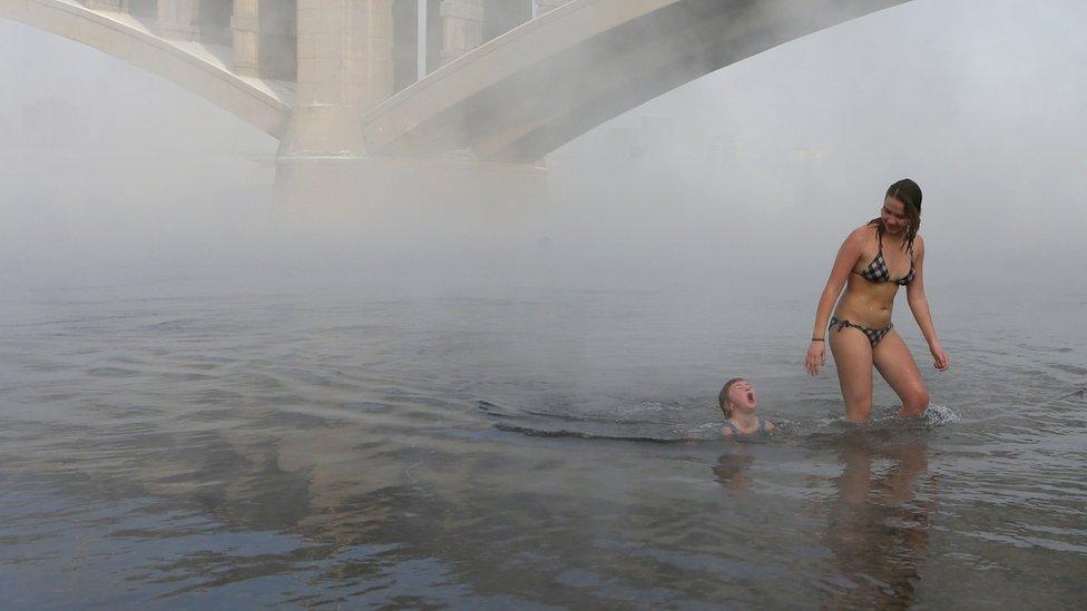 Liza Broverman, 6, and her sister Yulia Klimenkova, 16,