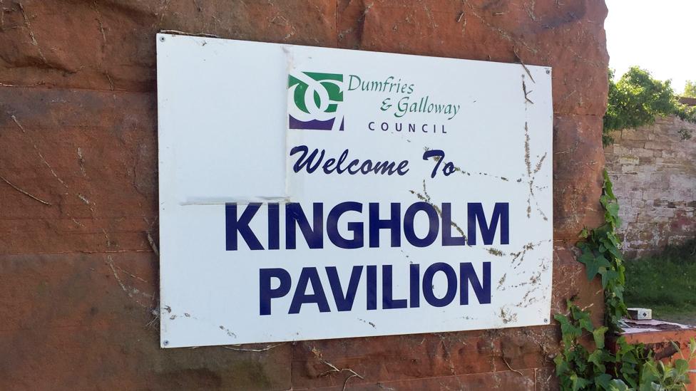 Kingholm Pavilion sign