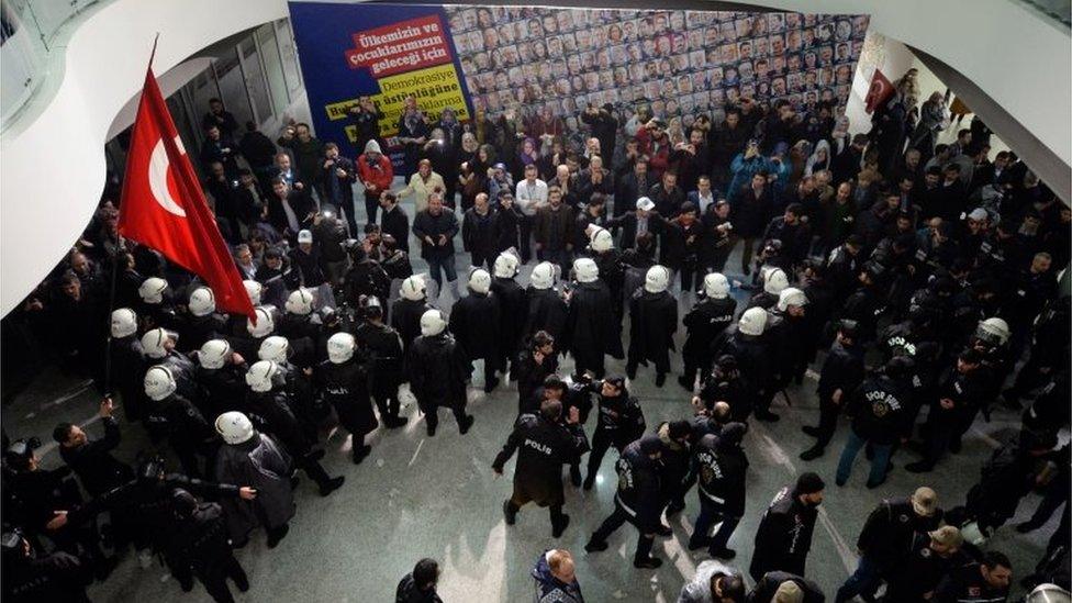 Turkish police enter Zaman's headquarters in Istanbul