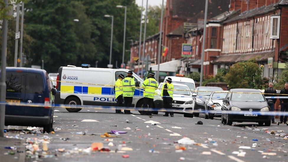 Officers and police van in Claremont Road