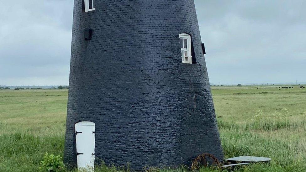 A fully restored Six Mile House