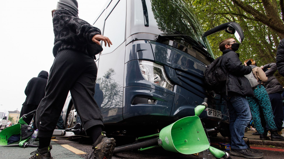 Protesters around bus in Peckham, 2 May