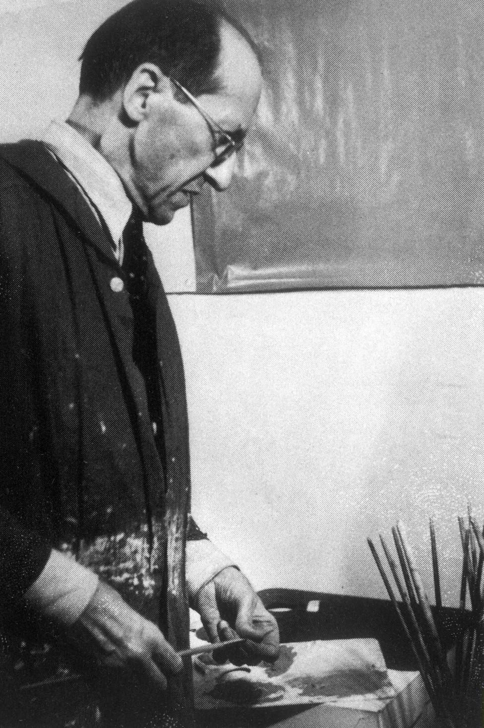 Piet Mondrian at work in 1942