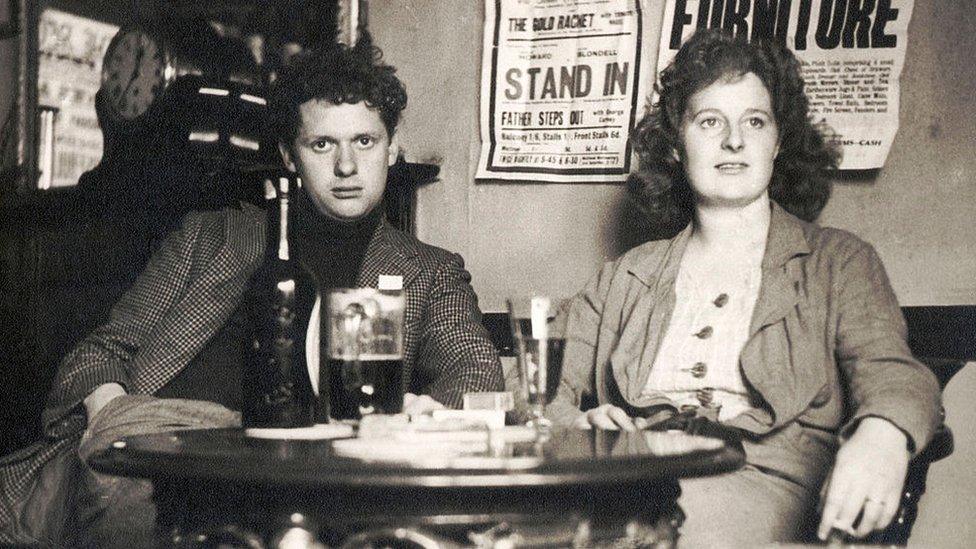 Dylan Thomas pictured with wife Caitlin