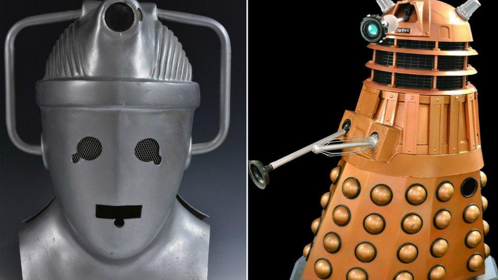 Cyber Man and dalek