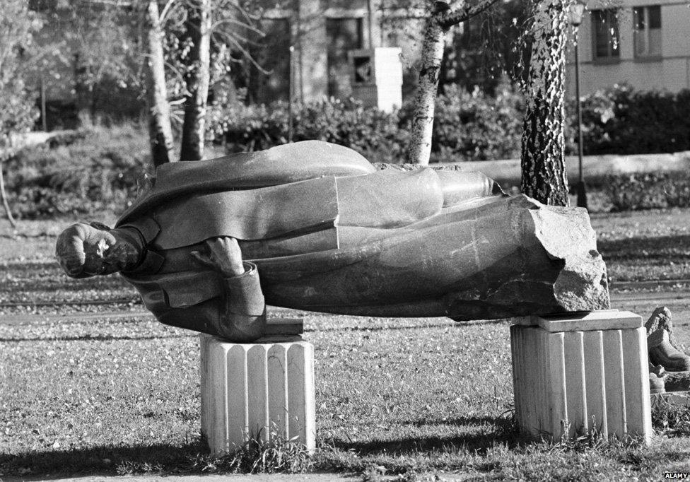 Dismantled statue of Stalin