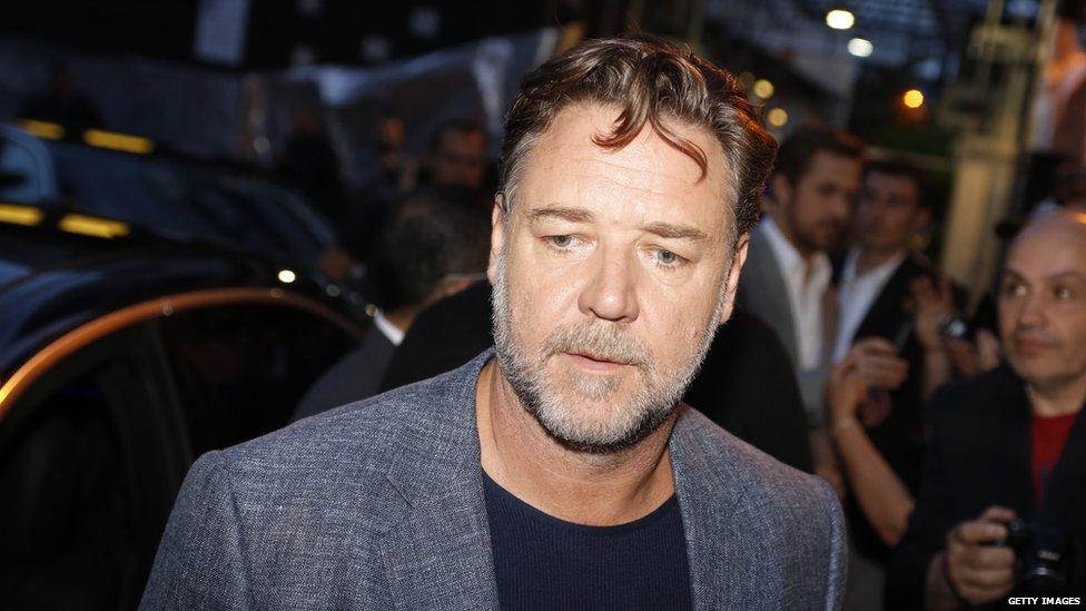 Russell Crowe v Azealia Banks BBC News
