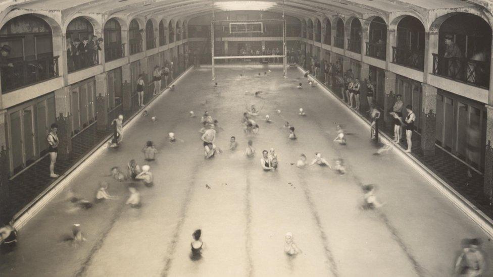 White Rock Baths