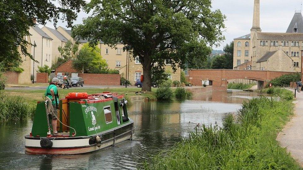 Canal near Stroud