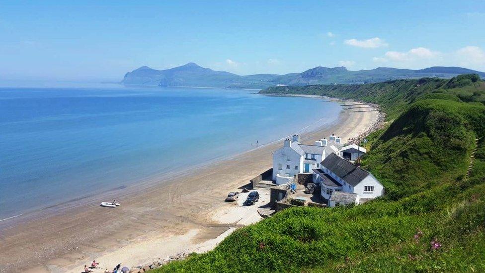 Morfa Nefyn beach