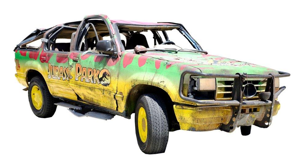 jurassic-park-car.