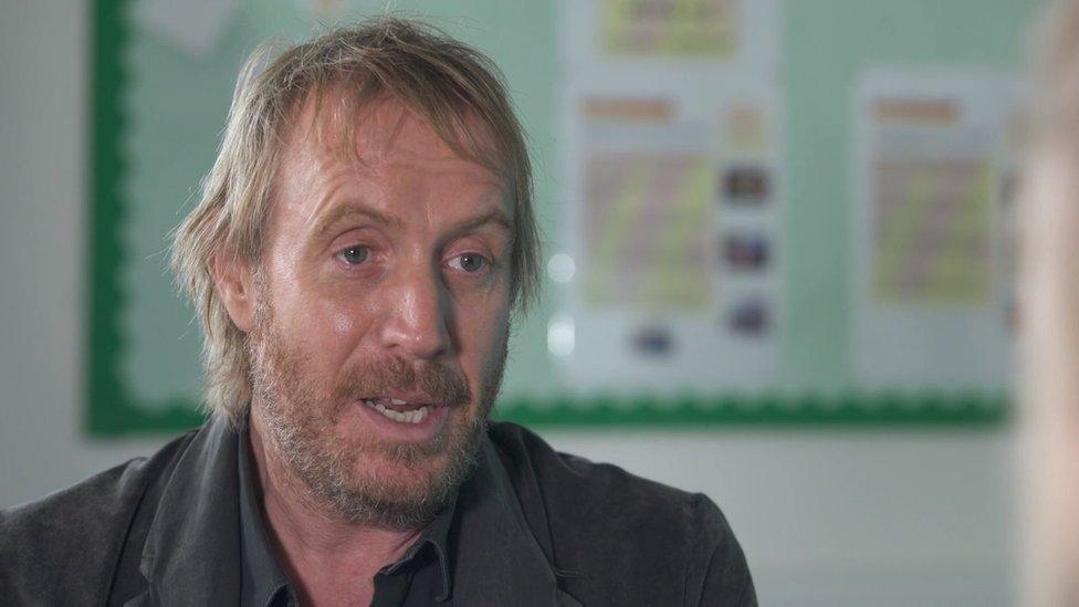 Rhys Ifans