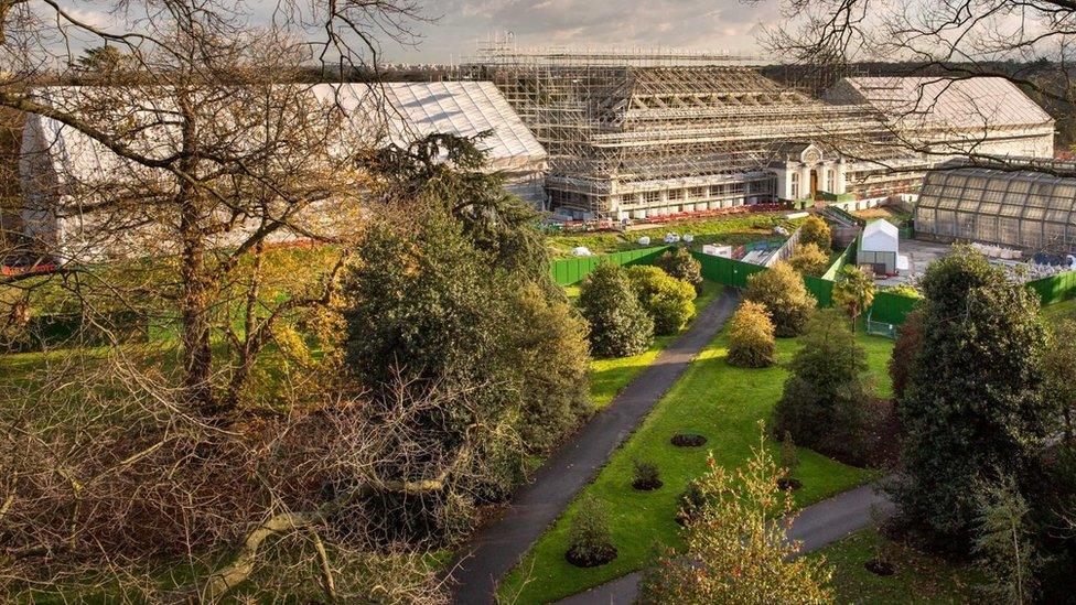 Temperate house during its five-year res