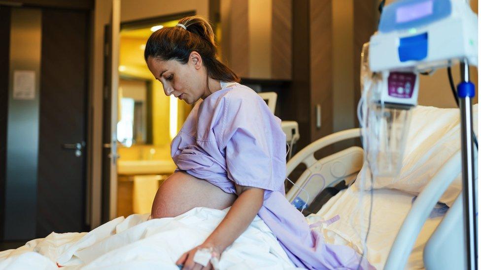 Picture of pregnant woman in hospital