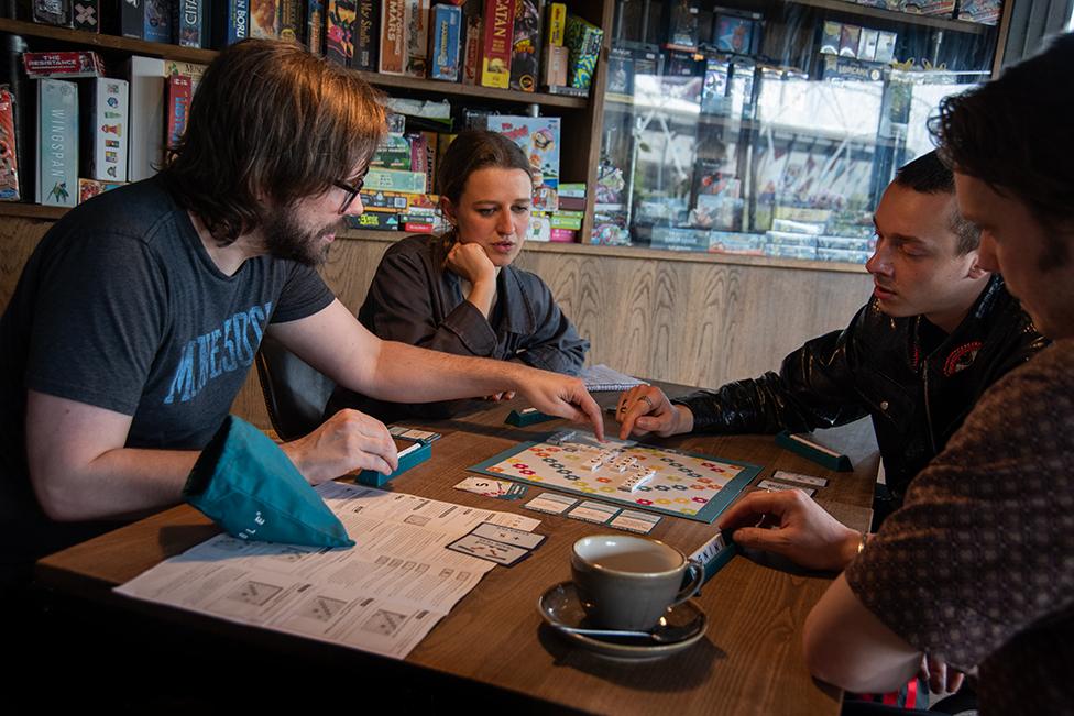 Rob, Tim, Raph and Anna play Scrabble Together