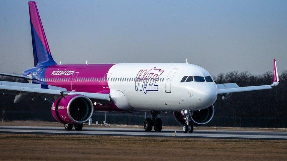 Wizz Air plane